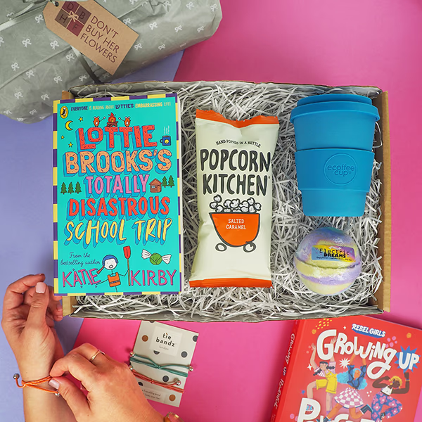 CREATE A TEENAGER GIFT BOX